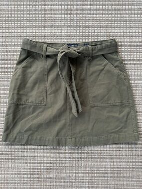 Lucky Brand Olive Green Hunter Green Skirt with Belt, Size 8 / 29